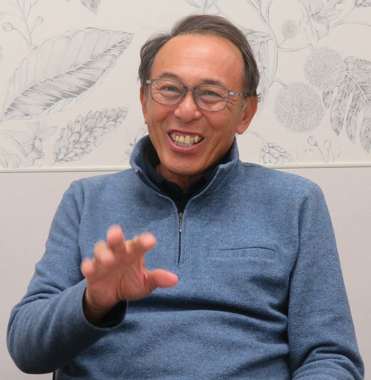 映画の原作小説『安楽死特区』（ブックマン社刊　2019年）の作者であり、映画では製作総指揮を執った長尾和弘医師